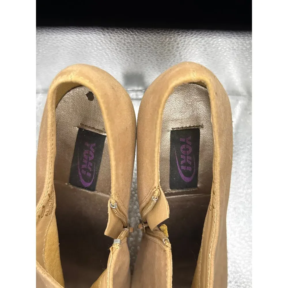 Yoki Nude Suede‎ Platform Ankle Booties Size 8 Chunky Block Heel Zip Up